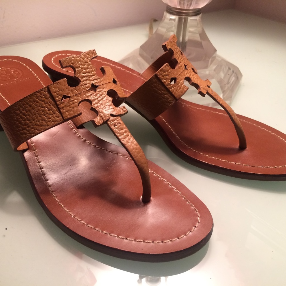 TORY BURCH 'MOORE' LEATHER SANDALS-TAN-US 9 1/2M